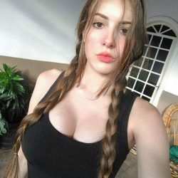 İstanbul kızıl saçlı escort Aynur